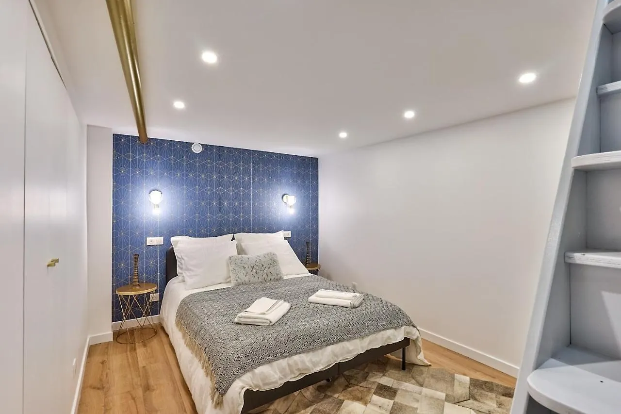 Appartement New ! Outstanding 2br & 1br In 15 Parijs