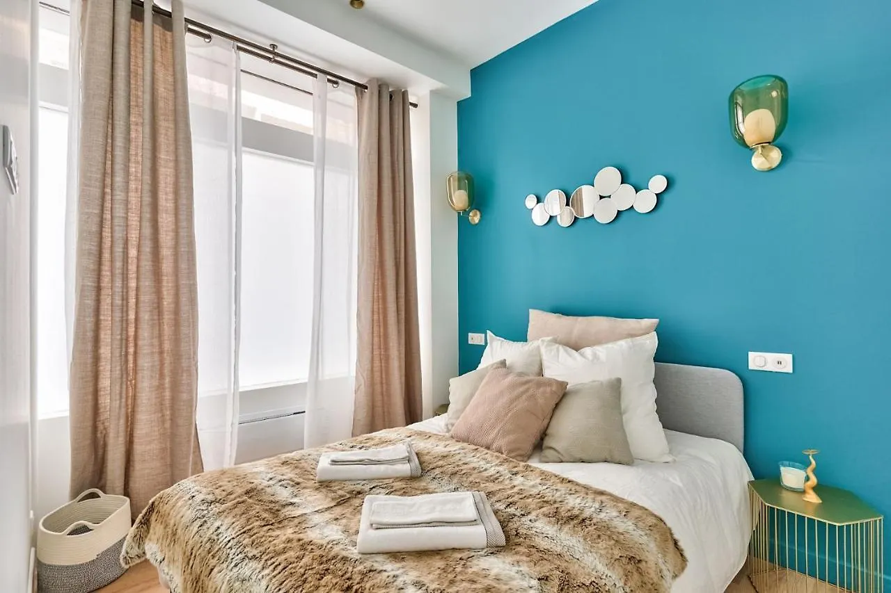 New ! Outstanding 2br & 1br In 15 باريس